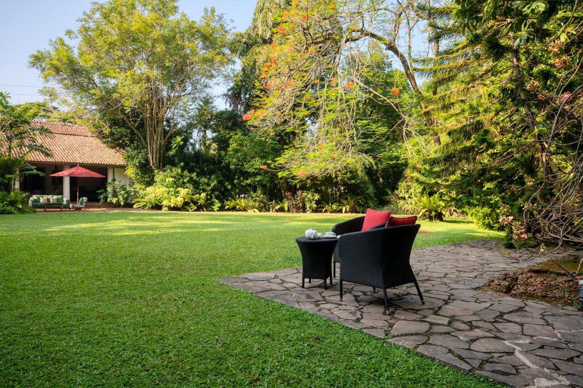 Wallawwa Katunayaka Exterior foto
